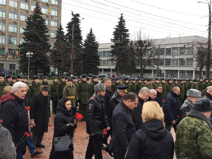 Начальник Управления Росгвардии по Тверской области принял участие в торжественных мероприятиях, посвященных годовщине освобождения Калинина 