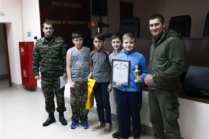 В Туле состоялась ежегодная военно-патриотическая эстафета на кубок ОМОНа Росгвардии