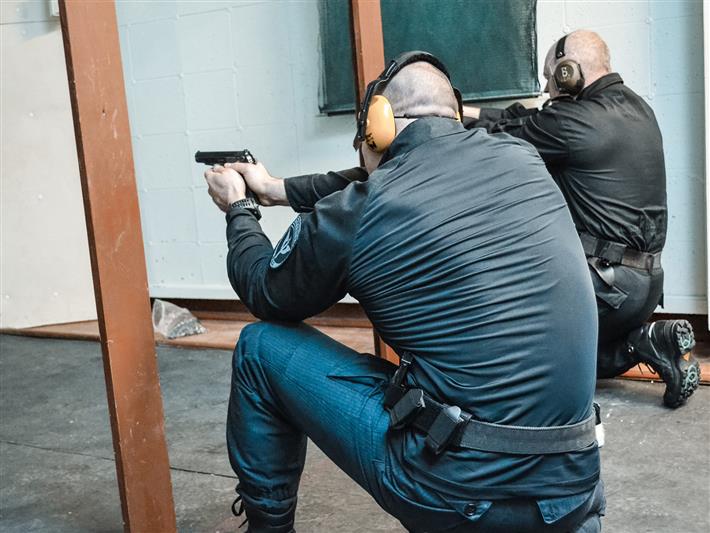 Сотрудники кемеровского СОБРа стали победителями открытого чемпионата Омской области по стрельбе из боевого ручного стрелкового оружия