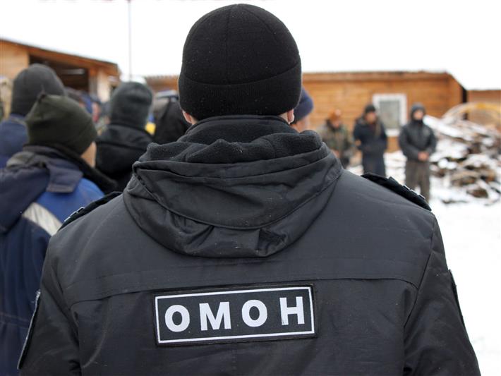 Бойцы Росгвардии в Иркутске оказали содействие полицейским в проверке соблюдения миграционного законодательства иностранными гражданами