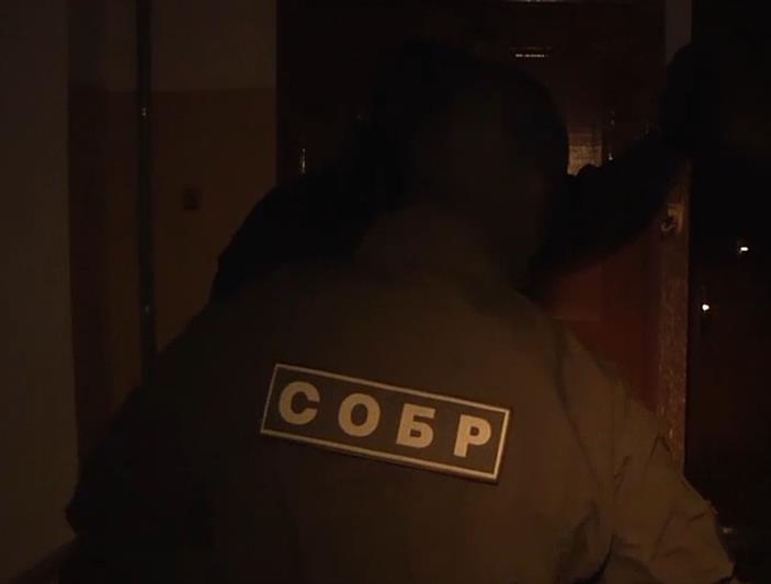 Бойцы СОБРа Управления Росгвардии по Архангельской области приняли участие в межведомственной спецоперации по задержанию подозреваемого в организации незаконной игорной деятельности