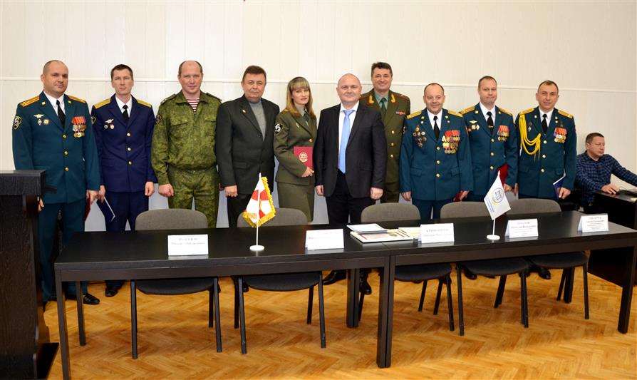 Увольняющиеся в запас военнослужащие Северо-Кавказского округа Росгвардии прошли переподготовку
