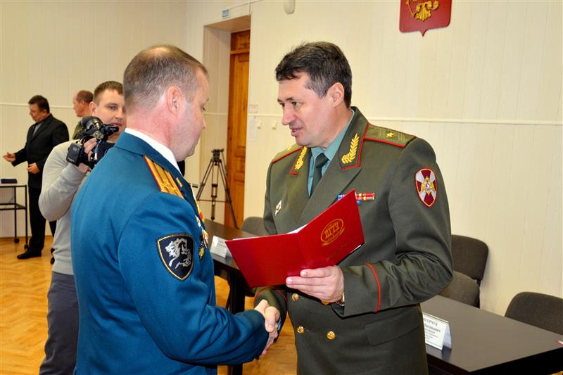 Увольняющиеся в запас военнослужащие Северо-Кавказского округа Росгвардии прошли переподготовку