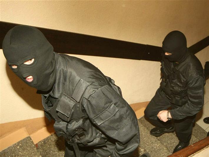 При содействии СОБРа Росгвардии в Красноярском крае закрыт очередной салон по оказанию интимных услуг