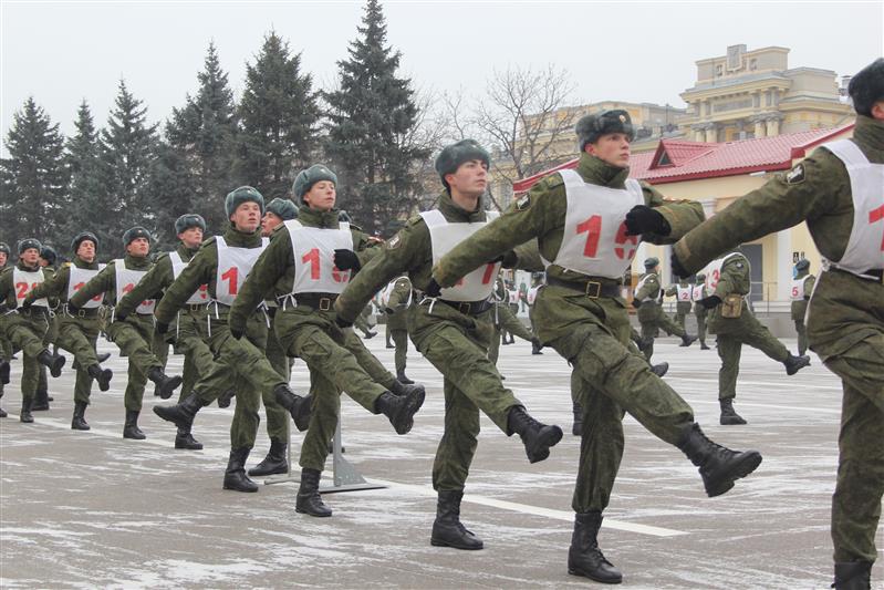 Курсанты Саратовского военного института Росгвардии готовятся к параду Победы на Красной площади