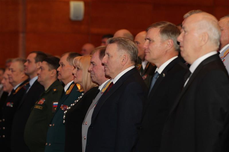ВОСТОЧНОМУ ОКРУГУ ВОЙСК НАЦИОНАЛЬНОЙ ГВАРДИИ РФ ИСПОЛНИЛОСЬ 40 ЛЕТ