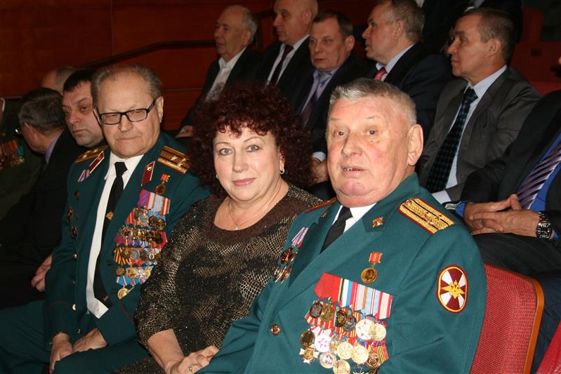 ВОСТОЧНОМУ ОКРУГУ ВОЙСК НАЦИОНАЛЬНОЙ ГВАРДИИ РФ ИСПОЛНИЛОСЬ 40 ЛЕТ