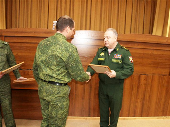 В Сибирском округе Росгвардии дан старт зимнему периоду обучения
