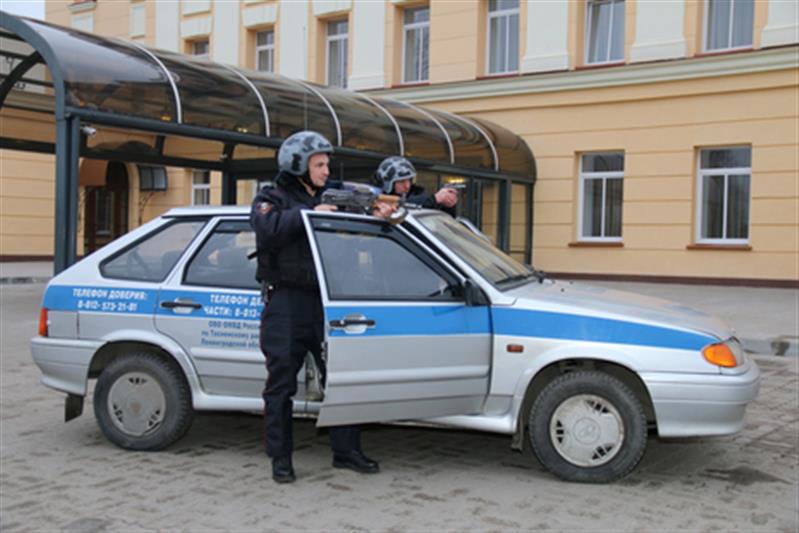 В Санкт-Петербурге и Ленинградской области сотрудники вневедомственной охраны Росгвардии обеспечили безопасность в новогодние праздники