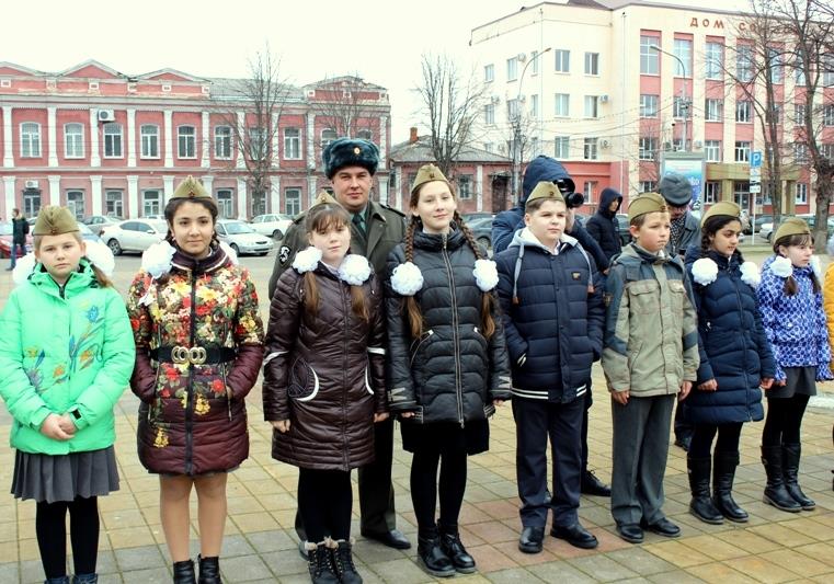 Представители Росгвардии приняли участие в торжественных мероприятиях, посвященных 75-летию освобождения Майкопа от немецко-фашистских захватчиков
