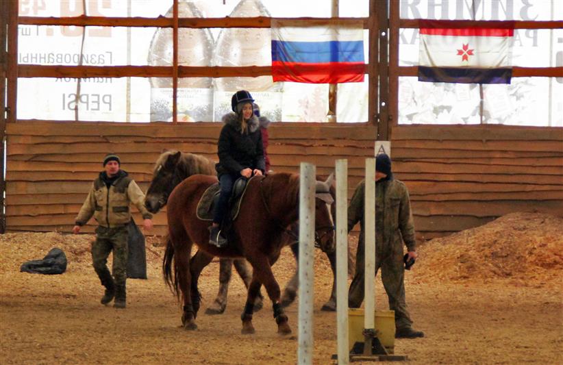В Мордовии дети погибших сотрудников приняли участие в благотворительной новогодней акции Росгвардии