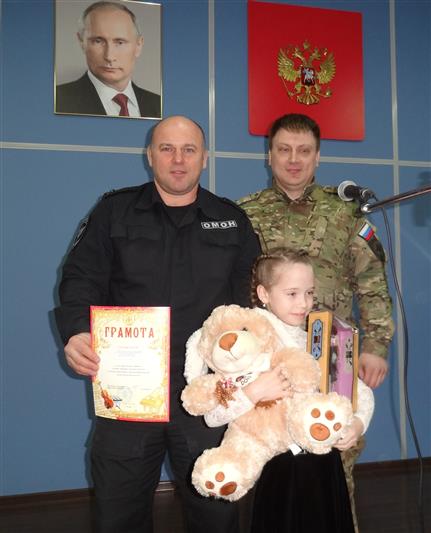 В УПРАВЛЕНИИ РОСГВАРДИИ ПО БЕЛГОРОДСКОЙ ОБЛАСТИ ПРОШЕЛ СМОТР-КОНКУРС ХУДОЖЕСТВЕННОЙ САМОДЕЯТЕЛЬНОСТИ «СОЛДАТЫ АНТИТЕРРОРА» 