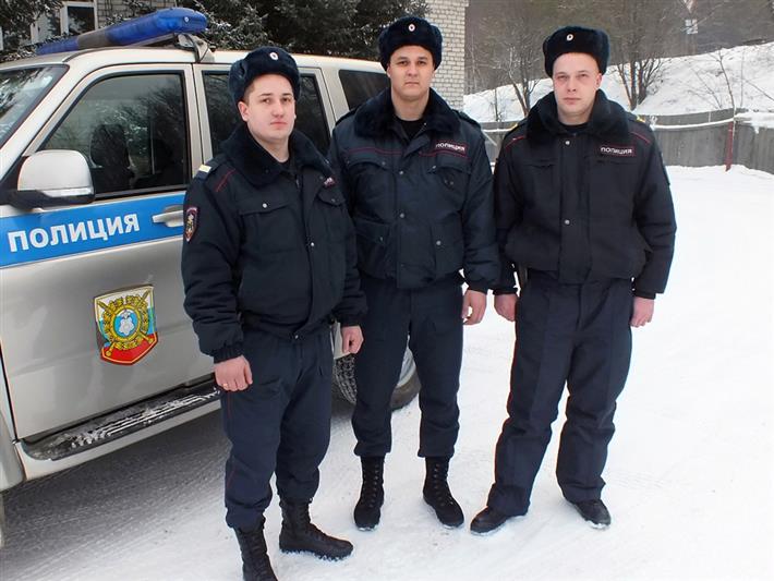 Спасли граждан из горящего жилого дома и предотвратили врыв газового баллона сотрудники Росгвардии  в Республике Алтай