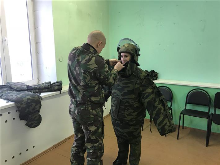 Сотрудники Управления Росгвардии по Республике Коми провели занятие по боевой подготовке для представителей региональных средств массовой информации