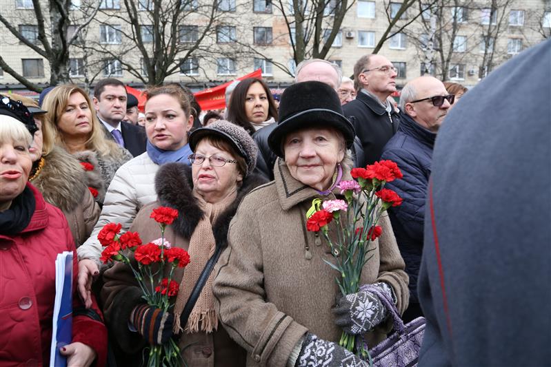 Военнослужащие Северо-Западного округа Росгвардии приняли участие в торжественном открытии памятника блокадникам