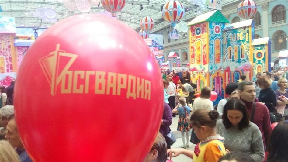 РОСГВАРДИЯ ПРОВЕЛА БЛАГОТВОРИТЕЛЬНУЮ  РОЖДЕСТВЕНСКУЮ ЁЛКУ В ГОСТИНОМ ДВОРЕ (ФОТО, ВИДЕО)