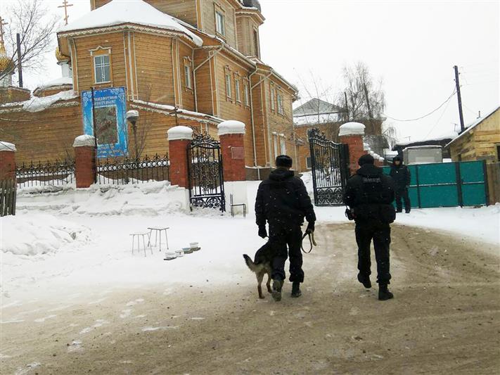 Храмы и места крещенских купаний проверили сотрудники Росгвардии в Бурятии