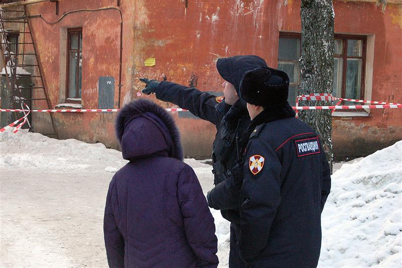 В Кирове сотрудники Росгвардии принимают участие в обеспечении общественного порядка при ликвидации последствий ЧП 