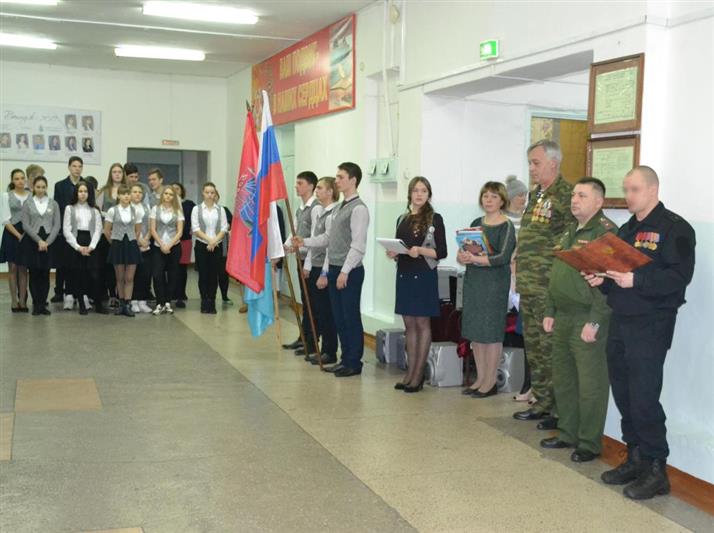 Росгвардейцы провели конкурс на лучший проект аллеи Славы в одной из биробиджанских школ
