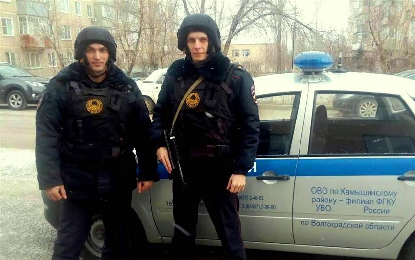 В Волгоградской области сотрудники Росгвардии задержали гражданина, подозреваемого в краже