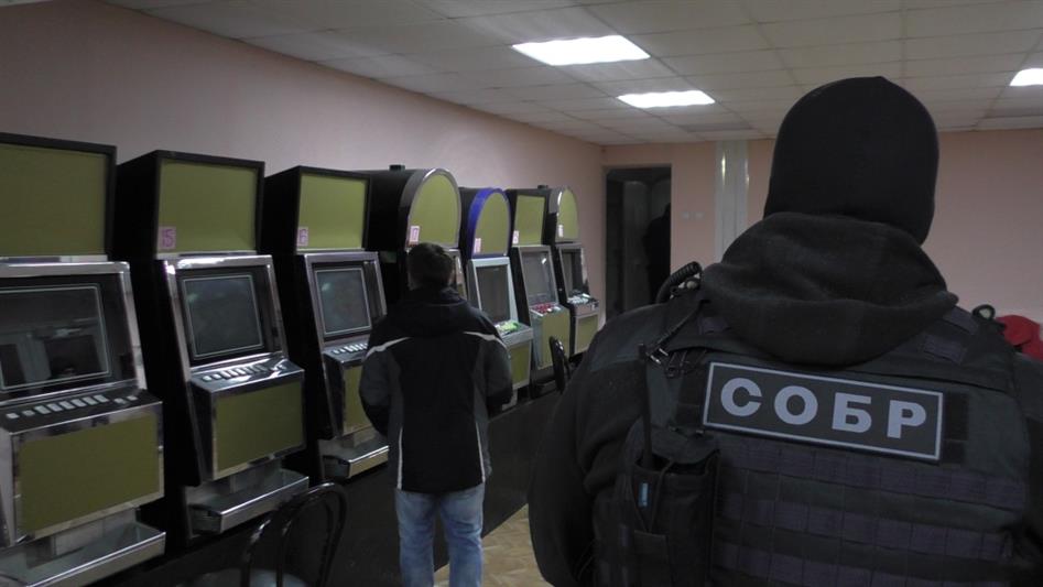 При силовой поддержке сахалинского СОБРа пресечена деятельность подпольного казино