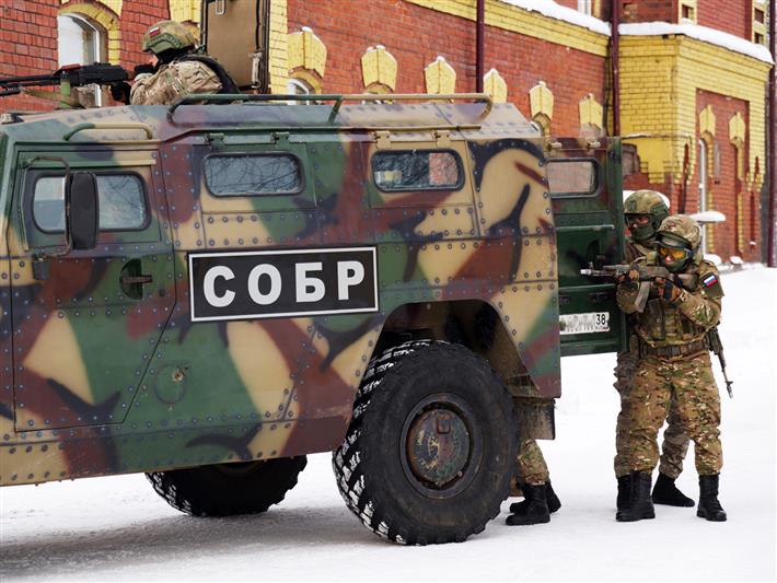 При силовой поддержке иркутского СОБРа Росгвардии задержаны мошенники–автостраховщики