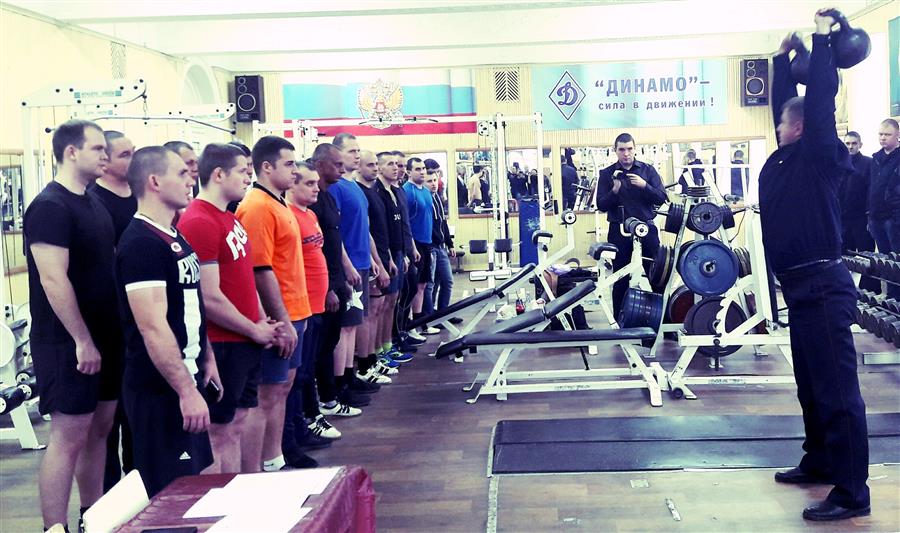 В Волгограде финишировал турнир по гиревому двоеборью среди сотрудников Управления Росгвардии