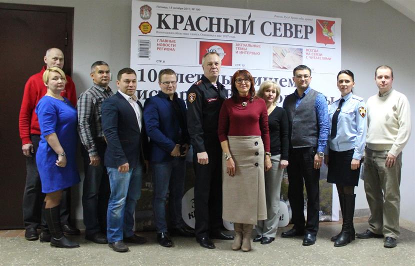 Начальник Управления Росгвардии по Вологодской области поздравил редакторов СМИ региона с Днем российской печати