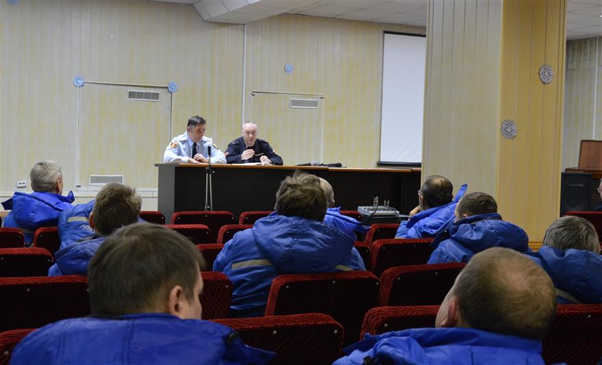В Ярославле сотрудники Росгвардии обеспечат безопасность бригад скорой помощи 