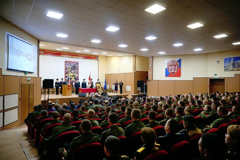 В Подмосковье военнослужащие Центра подготовки личного состава отметили 60-летие воинской части