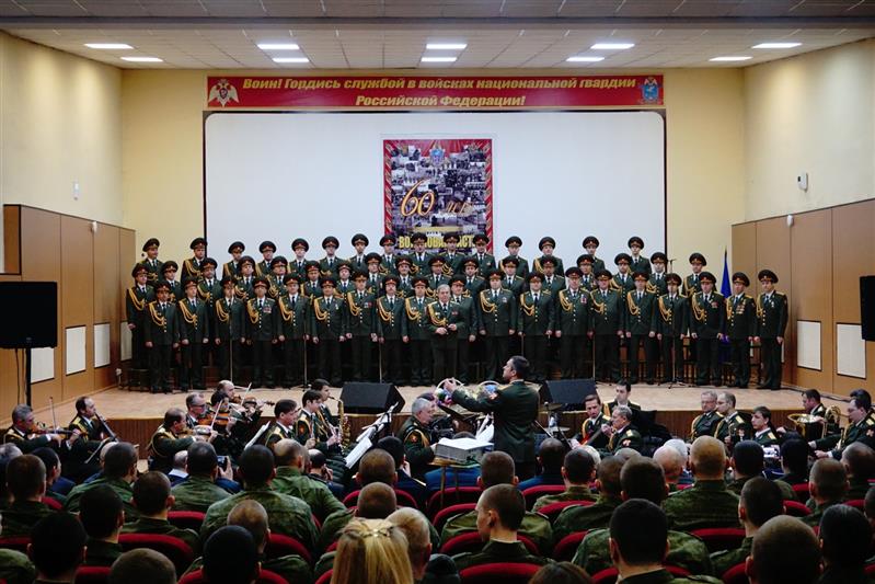 В Подмосковье военнослужащие Центра подготовки личного состава отметили 60-летие воинской части