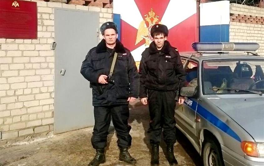 Волгоградские росгвардейцы оказали помощь сотрудникам ДПС в задержании автограбителей 