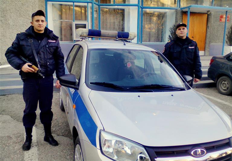 В Севастополе росгвардейцы задержали подозреваемого в угоне автомобиля