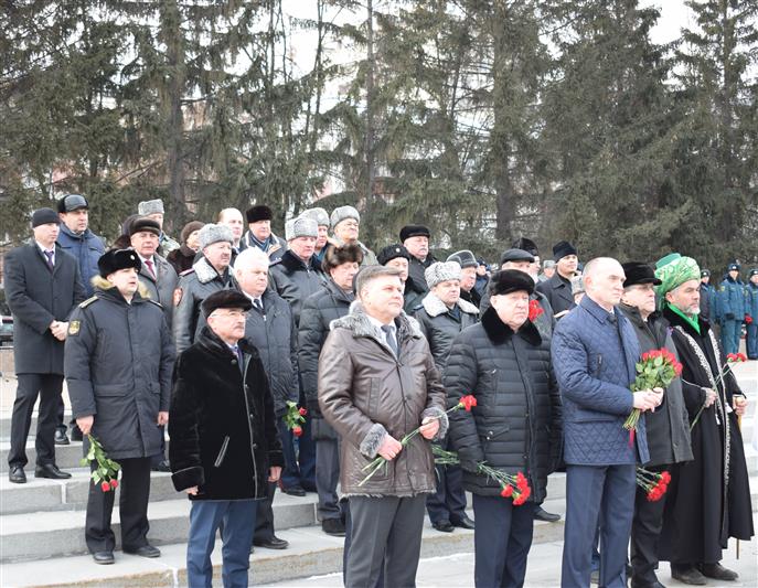 Начальник Управления Росгвардии по Челябинской области принял участие в городском торжественном мероприятии, посвященном Дню защитника Отечества 