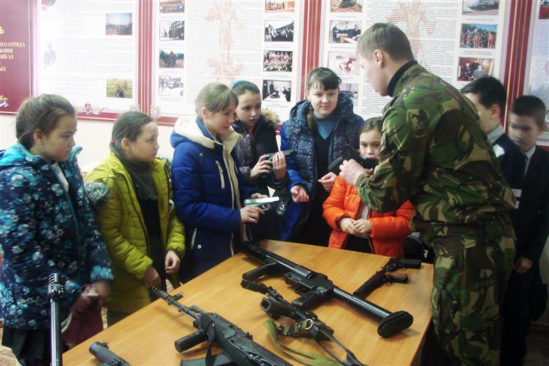 СОБР Отдела Росгвардии по Республике Марий Эл принял участие в патриотической акции