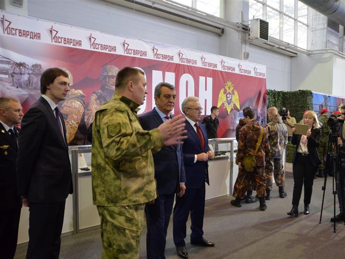 В Красноярске военнослужащие и сотрудники Росгвардии стали участниками II  Всероссийского патриотического фестиваля 