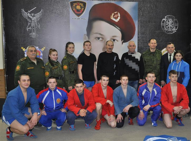 В  уральской столице состоялся турнир по самбо среди кадетов на Кубок командующего округом 