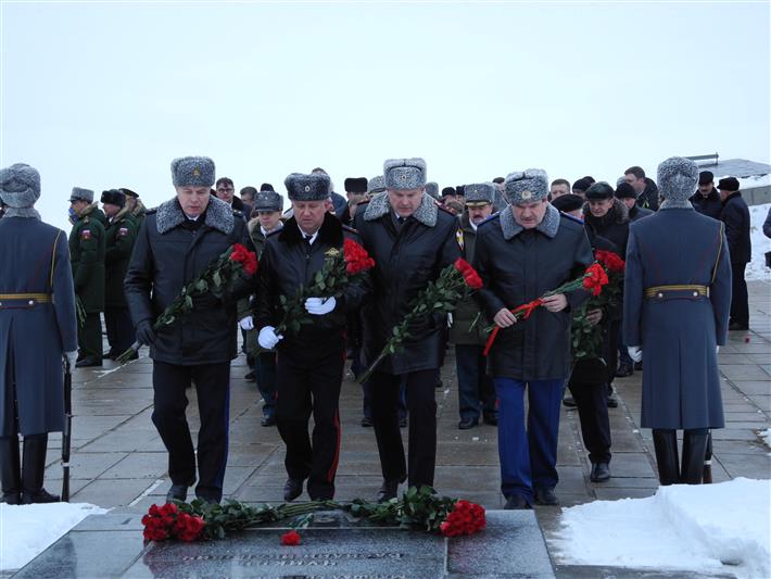 Росгвардейцы принимают участие в мероприятиях, посвященных 75-летию победы в Сталинградской битве