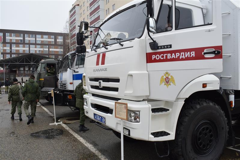 Ставропольские росгвардейцы провели военно-патриотическое мероприятие для кадет-ермоловцев
