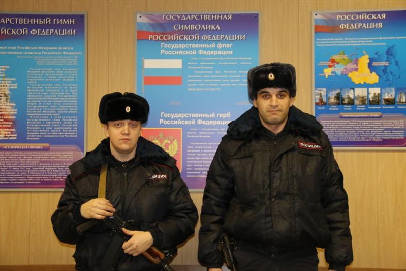 В Санкт-Петербурге сотрудники Росгвардии нашли потерявшегося ребенка