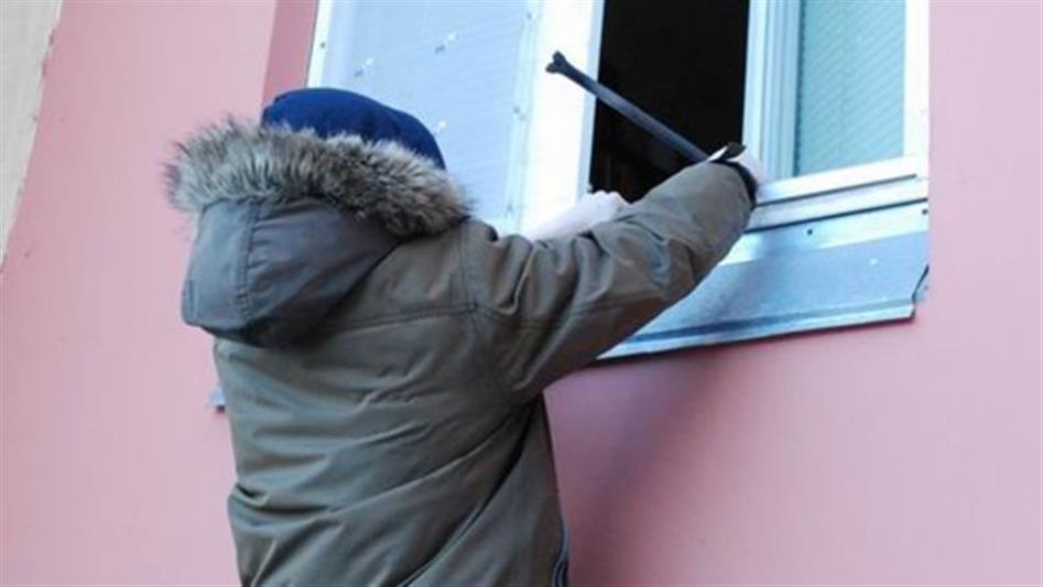 СОТРУДНИКИ ВЛАДИМИРСКОЙ РОСГВАРДИИ ЗАДЕРЖАЛИ ГРАБИТЕЛЯ НА МЕСТЕ ПРЕСТУПЛЕНИЯ