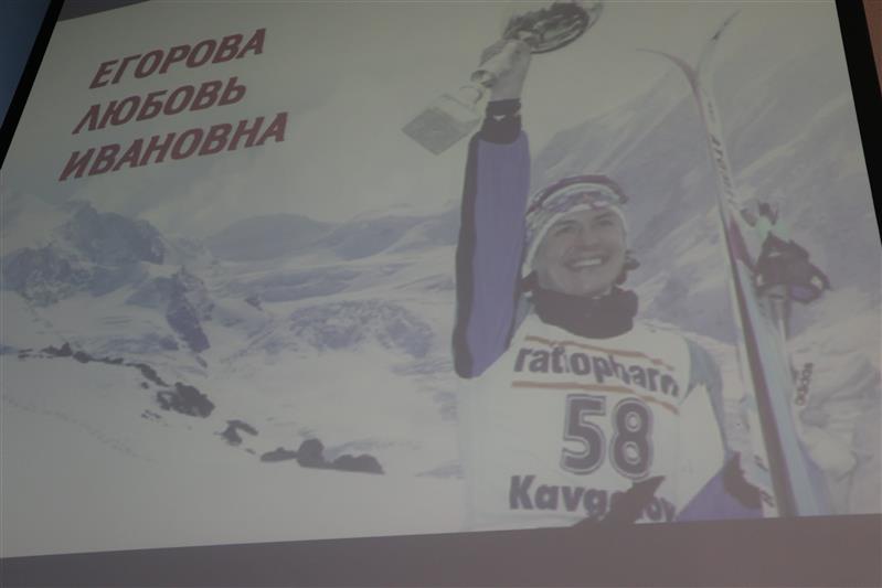 В специальном моторизованном полку Северо-Западного округа войск национальной гвардии РФ состоялось праздничное  мероприятие, посвященное Дню защитника Отечества