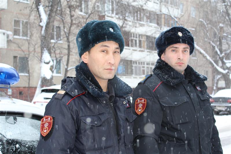 Саратовские росгвардейцы предотвратили самоубийство