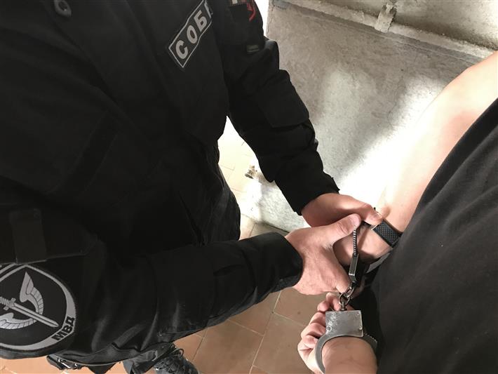 В Москве сотрудники Росгвардии помогли полицейским задержать бизнесмена, «надувшего» своих знакомых на 350 млн рублей