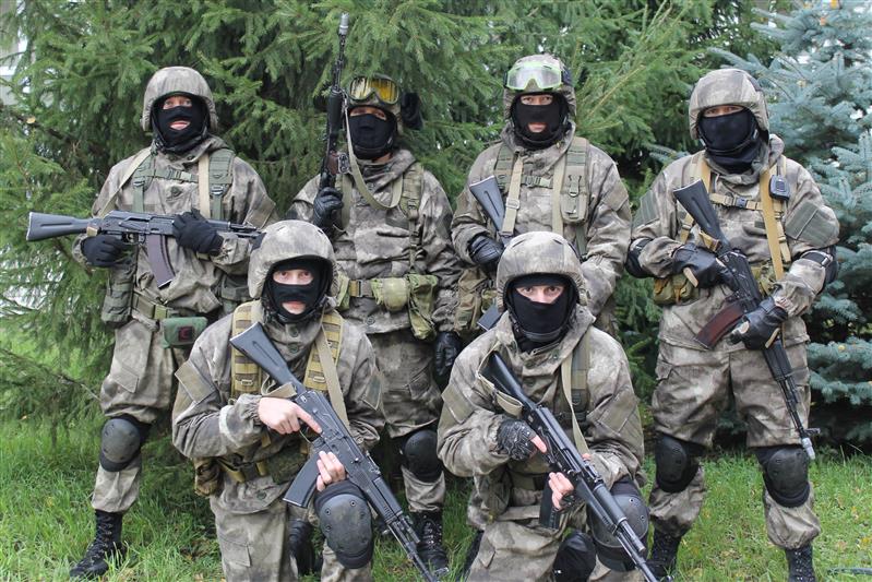 В Росгвардии чтут память погибшего при исполнении служебного долга сотрудника казанского ОМОН (фото, видео)