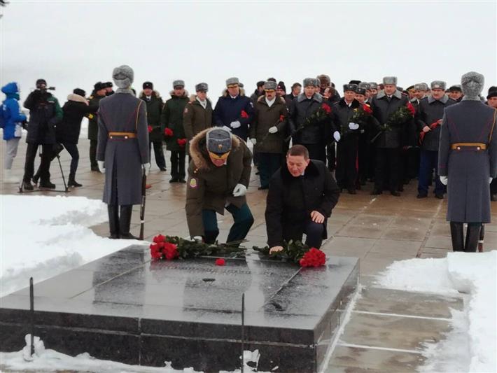Росгвардейцы принимают участие в мероприятиях, посвященных 75-летию победы в Сталинградской битве