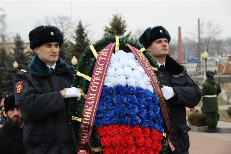 В Северной Осетии росгвардейцы почтили память павших защитников Родины