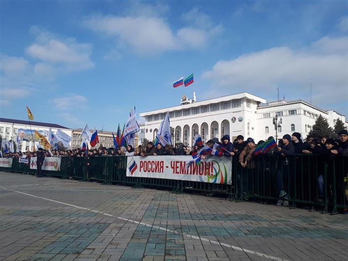 В Дагестане сотрудники Росгвардии обеспечили охрану общественного порядка в ходе проведения митинга в поддержку российских олимпийцев