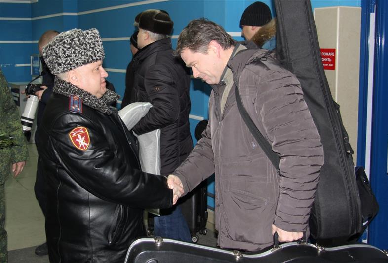 Всероссийская благотворительная патриотическая акция "Пока сердца для чести живы..." - в Барнауле