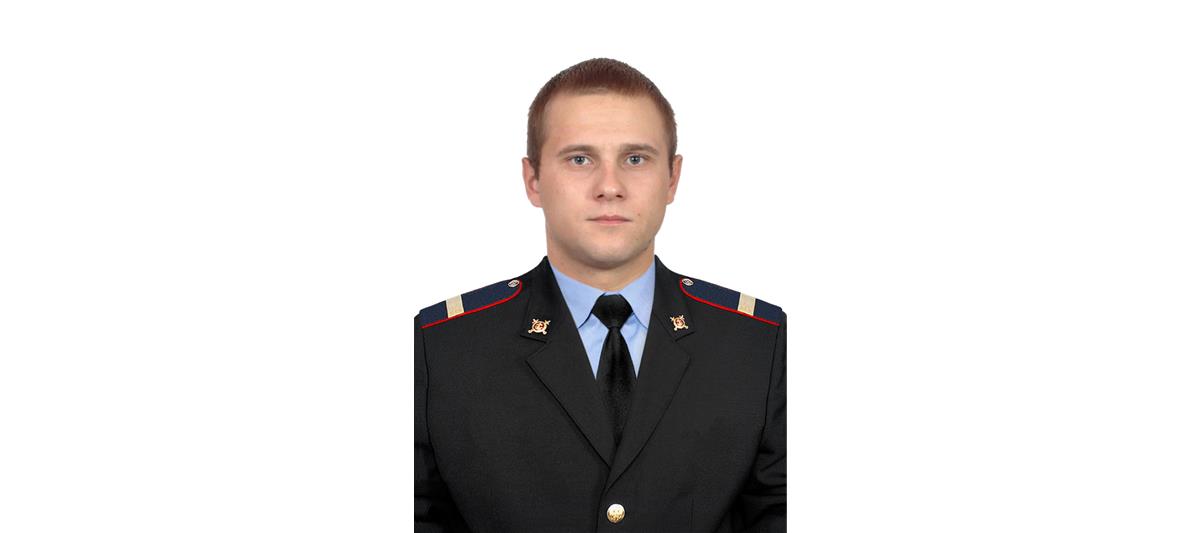 В Челябинской области сотрудники Росгвардии спасли человека из горящего дома